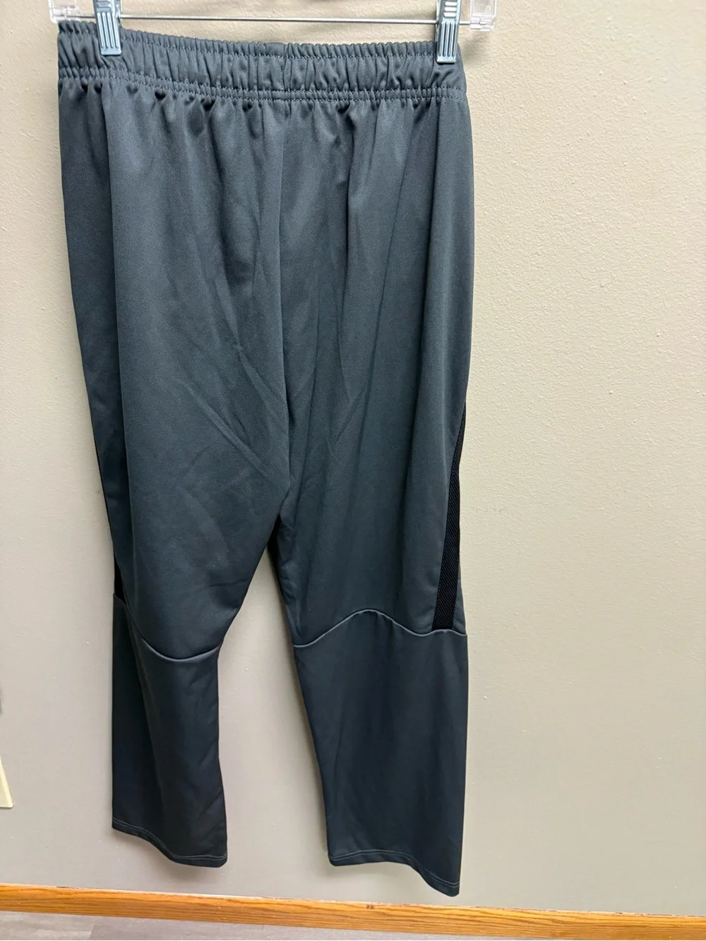 Nike Black Elastic Waist Athletic Pants